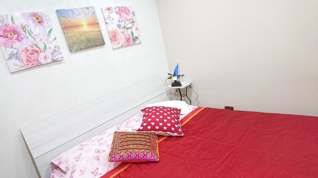 Sky-Terrace In Central Station, 3 Bedrooms Nápoles Exterior foto
